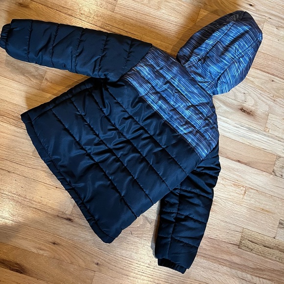 4T Hooded Puffer Coat - AQ Explore the Unknown - black & grey - Picture 2 of 5